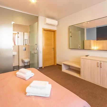 Mini-hotel People Hotel