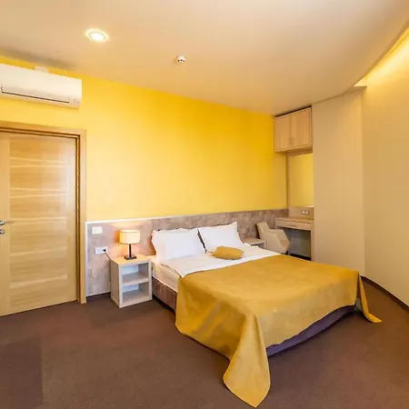 Mini-hotel People 3* Odessa