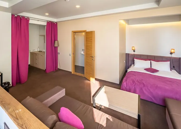 Mini-hotel People Otel 3*